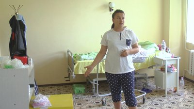 У Хмельницькому не знають, чи будуть і надалі породіллі отримувати бебі-бокси