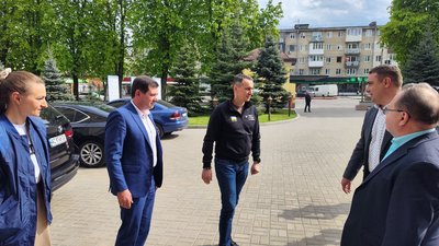 У Волинській обласній лікарні за рік пролікували майже 12 тисяч військових У Волинській обласній лікарні за рік пролікували майже 12 тисяч військових