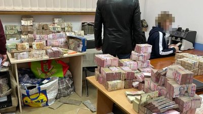 Вилучили 152 млн готівки: Львівські правоохоронці викрили схему ухилення від податків Вилучили 152 млн готівки: Львівські правоохоронці викрили схему ухилення від податків