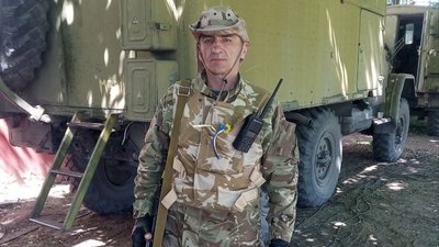 "Війна перекреслила всі плани": ветеран з Волині вирощує кукурудзу, фундук та обліпиху "Війна перекреслила всі плани": ветеран з Волині вирощує кукурудзу, фундук та обліпиху