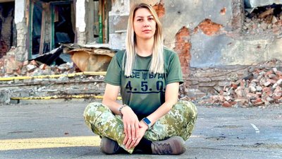 Переселенка стала захисницею