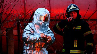 У Львові загасили пожежу на території підприємства по якому Росія здійснила ракетний удар У Львові загасили пожежу на території підприємства по якому Росія здійснила ракетний удар