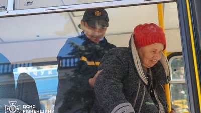 27 евакуаційний потяг прибув на Рівненщину з Донеччини, 25 вересня 2025.