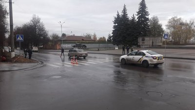 У Сумах на пішохідному переході збили людину - поліція У Сумах на пішохідному переході збили людину - поліція