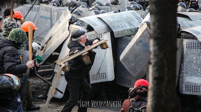 «Майдан як відображення середньовічної війни». Фотограф з Ніжина показав неопубліковані фото «Майдан як відображення середньовічної війни». Фотограф з Ніжина показав неопубліковані фото