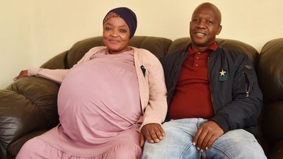 Новий рекорд. Жінка з ПАР народила відразу десятьох дітей