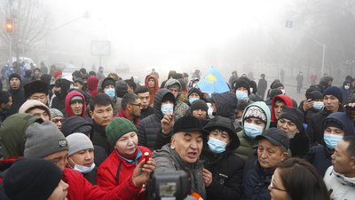 Газ, "допомога" ОДКБ і надії повалити авторитаризм. Що відомо про протести у Казахстані Газ, "допомога" ОДКБ і надії повалити авторитаризм. Що відомо про протести у Казахстані