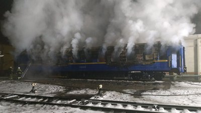 Неподалік Полтави на місці пожежі у вагоні знайшли тіла людей