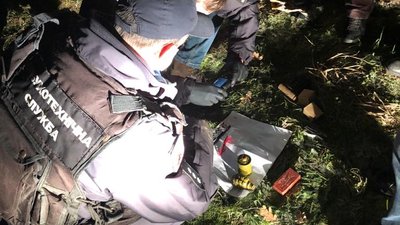 На Львівщині чоловік зберігав вдома боєприпаси та вибухівку
