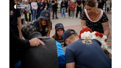 Запалив не одну сотню сердець: у Черкасах попрощалися з координатором "Поклику Яру" Запалив не одну сотню сердець: у Черкасах попрощалися з координатором "Поклику Яру"