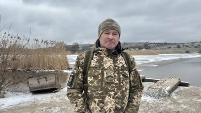 Паром, що сполучає Південноукраїнськ прилеглі села Миколаївщини, не працює Паром, що сполучає Південноукраїнськ прилеглі села Миколаївщини, не працює