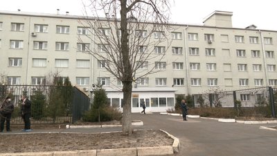 З Китаю до Харкова: у госпіталі ветеранів очікують на кисневу бочку