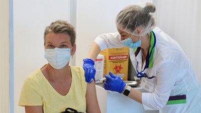 На вихідних від COVID-19 вакцинували понад 3 тисячі мешканців Одещини