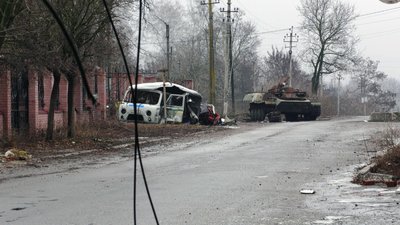 Кувалда, шокери та автомати: свідчення жителів Вовчанська, які пережили катування під час окупації Кувалда, шокери та автомати: свідчення жителів Вовчанська, які пережили катування під час окупації