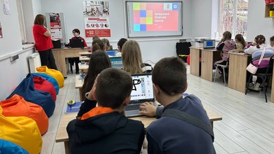 В Ужгороді запрацював цифровий освітній центр для дітей