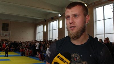 Козацький двобій: у Сумах 400 спортсменів змагалися у бойових мистецтвах Козацький двобій: у Сумах 400 спортсменів змагалися у бойових мистецтвах
