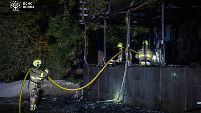 Горіло приміщення нічного клубу Форсаж у Києві