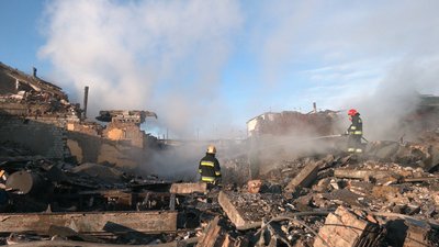 Гаражі в Понорницькій громаді російські війська атакували двома "Герберами" 