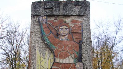 На Тернопільщині понад тисячу пам’ятників радянської доби: чи демонтують їх На Тернопільщині понад тисячу пам’ятників радянської доби: чи демонтують їх