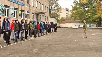 Осінній призов на Вінниччині: 115 призовників відправили на військову службу