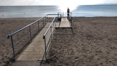 На інклюзивному пляжі у Суворовському районі Одеси тривають будівельні роботи На інклюзивному пляжі у Суворовському районі Одеси тривають будівельні роботи