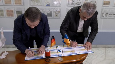 “Єдині заради миру та розвитку”: у Вінниці погасили марку “Єдині заради миру та розвитку”: у Вінниці погасили марку