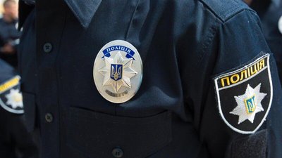 Переклеював штрих-коди з дешевих товарів на дорогі. Чернівчанина підозрюють у шахрайстві