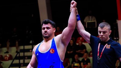 Риза Каяалп, п'ятиразовий чемпіон світу з греко-римської боротьби