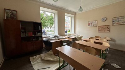 Пошкоджена школа