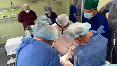 На Тернопільщині провели трансплантацію нирки: що відомо про стан пацієнтки На Тернопільщині провели трансплантацію нирки: що відомо про стан пацієнтки