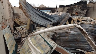 Обстрілювали й грабували хати. Мешканці Бишкіні на Сумщині показали наслідки російської окупації Обстрілювали й грабували хати. Мешканці Бишкіні на Сумщині показали наслідки російської окупації