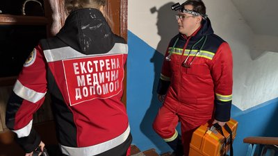 Як працюють бригади "швидкої" під час відключень електрики у Кропивницькому
