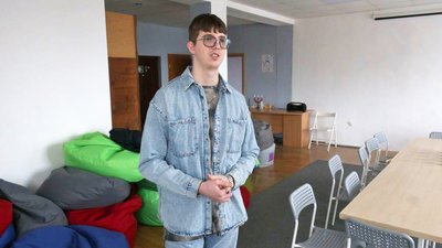 У десяти громадах Волині зібрали тисячу листів від дітей і молоді для військових