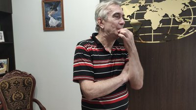 Директор гімназії Анатолій Крижанівський Директор гімназії Анатолій Крижанівський
