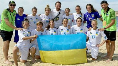 Україна уперше в історії зіграє у жіночій Євролізі з пляжного футболу. Що це за турнір