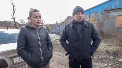 Зооволонтери, волонтери допомагають тваринам, тварини на прифронтових територіях, Стас Франк допомагає тваринам в Оріхові Зооволонтери, волонтери допомагають тваринам, тварини на прифронтових територіях, Стас Франк допомагає тваринам в Оріхові