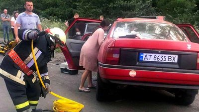 Четверо людей травмувалися в аварії на Тернопільщині Четверо людей травмувалися в аварії на Тернопільщині