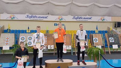 Сум'яни здобули повний комплект медалей чемпіонату України зі стрільби з лука Сум'яни здобули повний комплект медалей чемпіонату України зі стрільби з лука