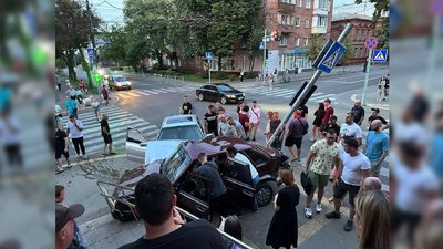 ДТП на Чернігівщині: коли найчастіше вони стаються та як цьому запобігти ДТП на Чернігівщині: коли найчастіше вони стаються та як цьому запобігти