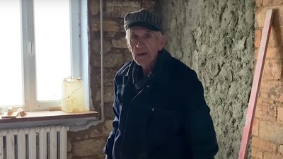 Жителі Баштанки відновлюють зруйноване житло Жителі Баштанки відновлюють зруйноване житло