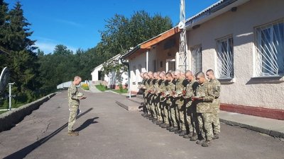 Закарпатські прикордонники взяли участь у вшануванні пам'яті загиблих героїв Закарпатські прикордонники взяли участь у вшануванні пам'яті загиблих героїв