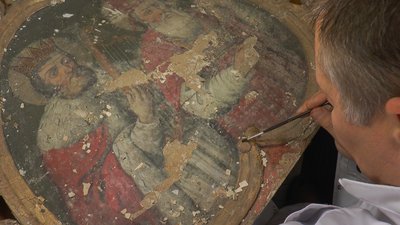 "Ти не маєш права зашкодити пам'ятці" — реставратор Валерій Твердохліб "Ти не маєш права зашкодити пам'ятці" — реставратор Валерій Твердохліб