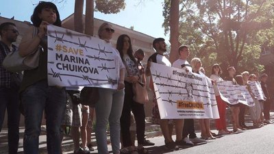 Мати братів Чуйкових, які переїхали з Горлівки до Харкова, звільнили з полону Мати братів Чуйкових, які переїхали з Горлівки до Харкова, звільнили з полону