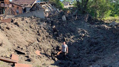 Російські війська обстріляли Комишуваху на Запоріжжі. Пошкоджено комунальне підприємство та житлові будинки Російські війська обстріляли Комишуваху на Запоріжжі. Пошкоджено комунальне підприємство та житлові будинки