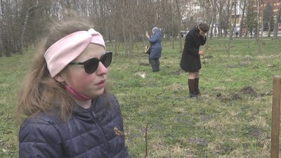 У Тернополі висадили буковий гай в пам'ять про пластуна Дмитра Мудрого У Тернополі висадили буковий гай в пам'ять про пластуна Дмитра Мудрого