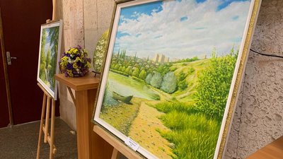 Літні пейзажі: у Миколаєві відкрили виставку "Теплий липень" Літні пейзажі: у Миколаєві відкрили виставку "Теплий липень"
