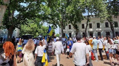 В Одесі стартував марш вишиванок