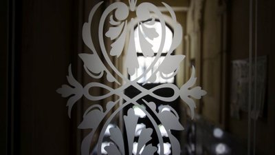 У Львові відреставрували старовинні двері-віяло У Львові відреставрували старовинні двері-віяло