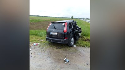 На Житомирщині зіткнулися дві автівки – є потерпілі На Житомирщині зіткнулися дві автівки – є потерпілі