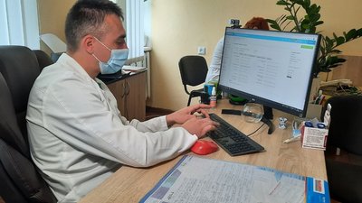 На Кіровоградщині переселенцям не потрібно переукладати декларації з сімейними лікарями На Кіровоградщині переселенцям не потрібно переукладати декларації з сімейними лікарями